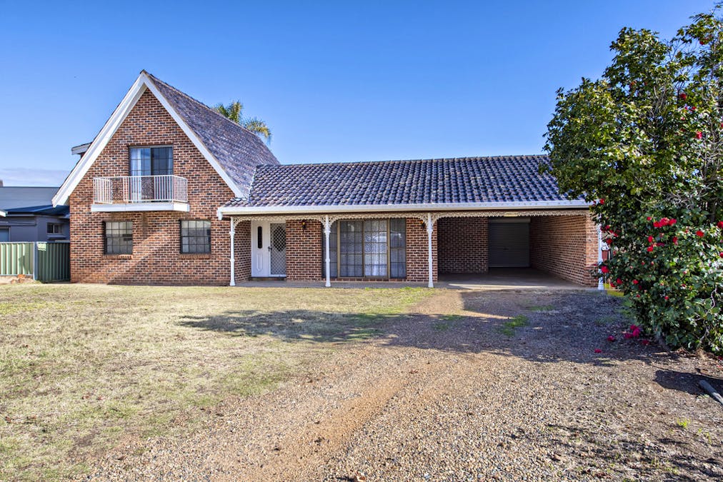 61 Meek Street, Dubbo, NSW, 2830 - Image 2