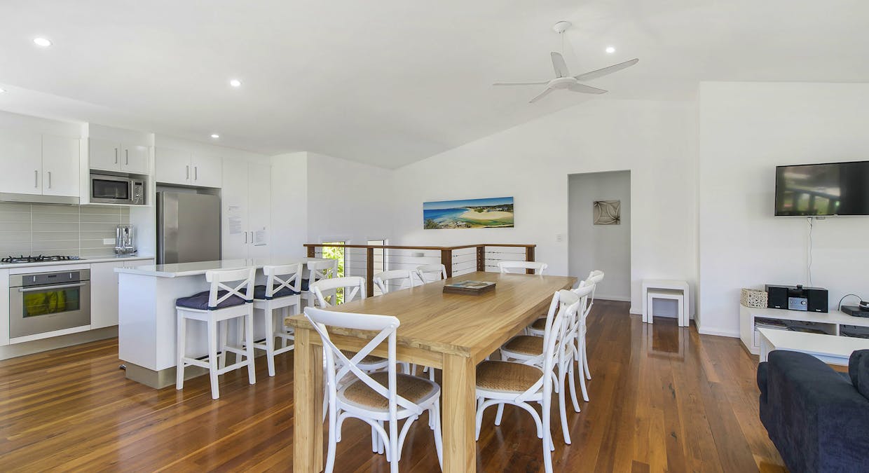 1/5 Gowing Street, Crescent Head, NSW, 2440 - Image 8