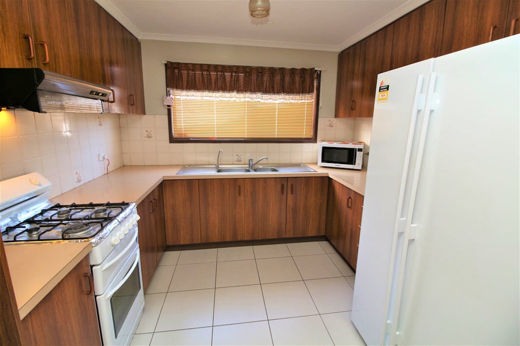 4/53-57 Clifton Boulevard, Griffith, NSW, 2680 - Image 3
