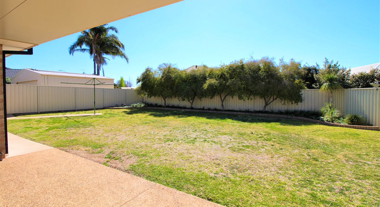 13 Dussin Street, Griffith, NSW, 2680 - Image 15