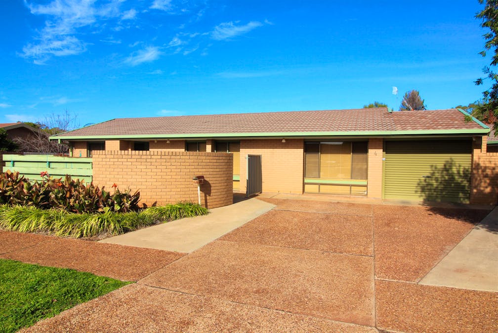 4/53-57 Clifton Boulevard, Griffith, NSW, 2680 - Image 1