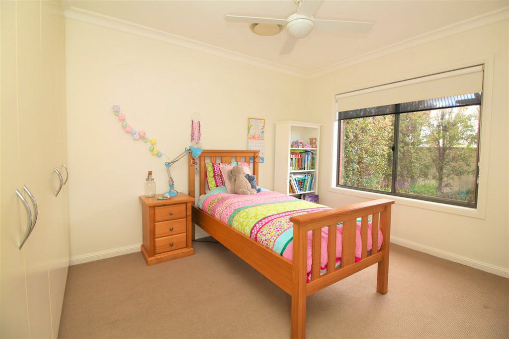 14 Davidson Place, Griffith, NSW, 2680 - Image 8
