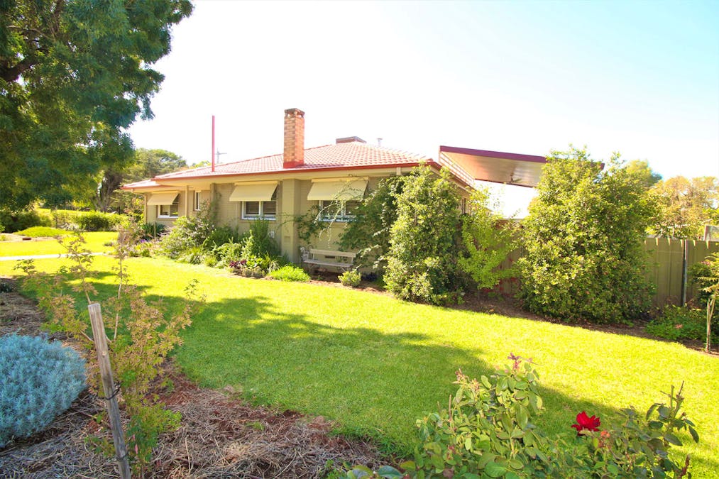 7 Langley Crescent, Griffith, NSW, 2680 - Image 1