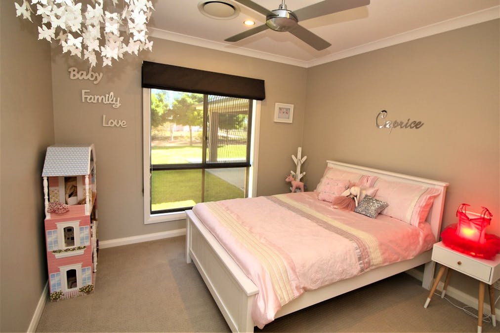 20 South Lake Drive, Griffith, NSW, 2680 - Image 9