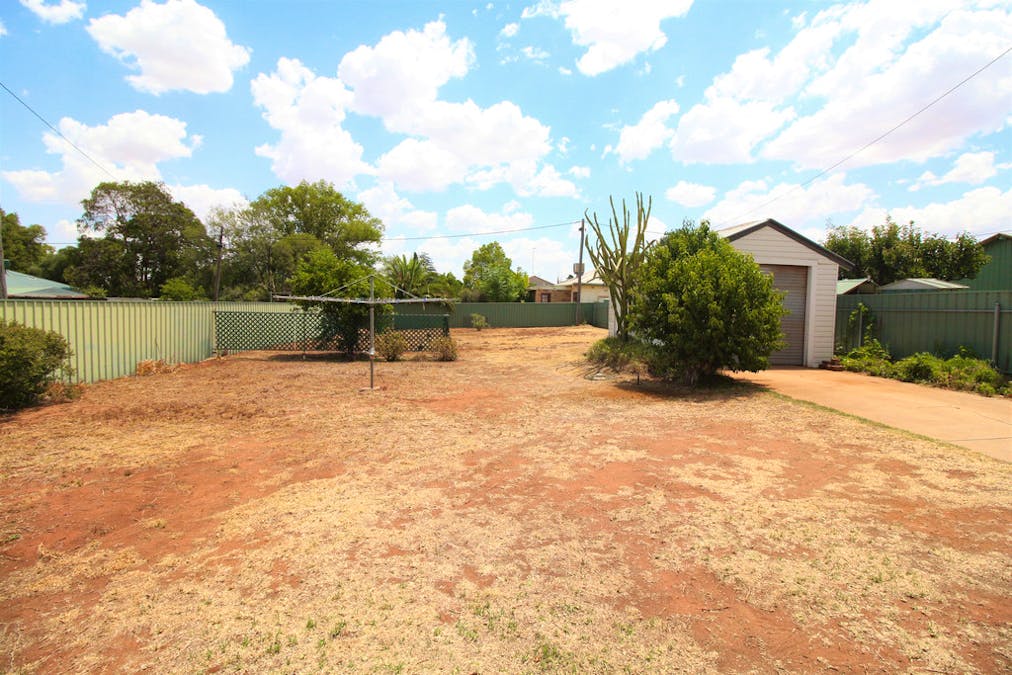 8 Yoolooma Street, Griffith, NSW, 2680 - Image 14