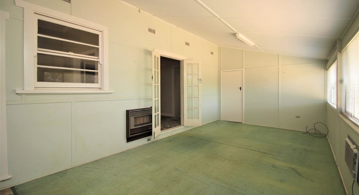 8 Yoolooma Street, Griffith, NSW, 2680 - Image 7