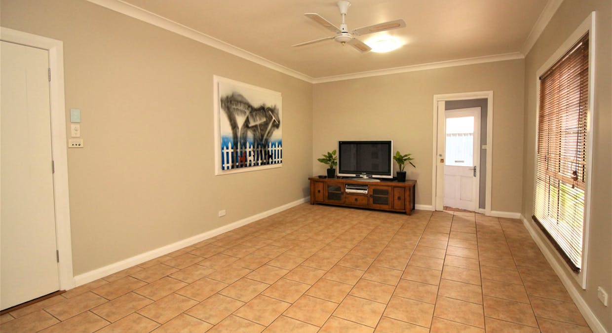 24 Yarrabee Street, Griffith, NSW, 2680 - Image 6