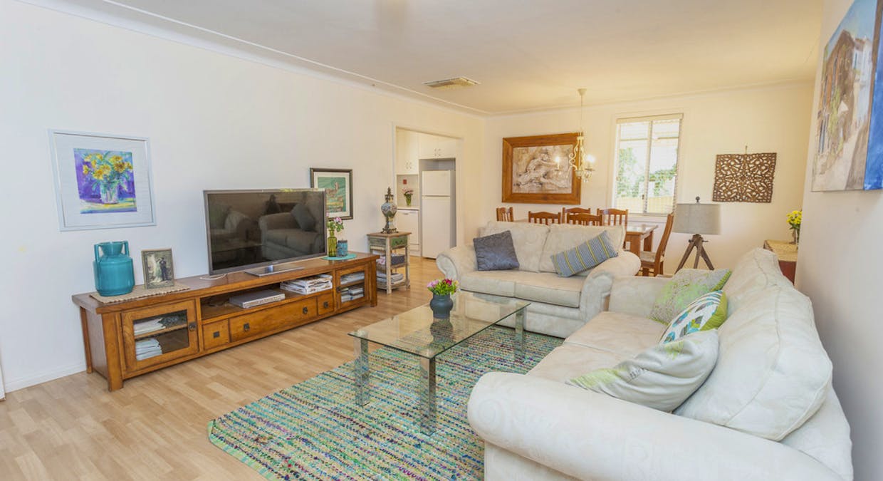 98 Macarthur Street, Griffith, NSW, 2680 - Image 1