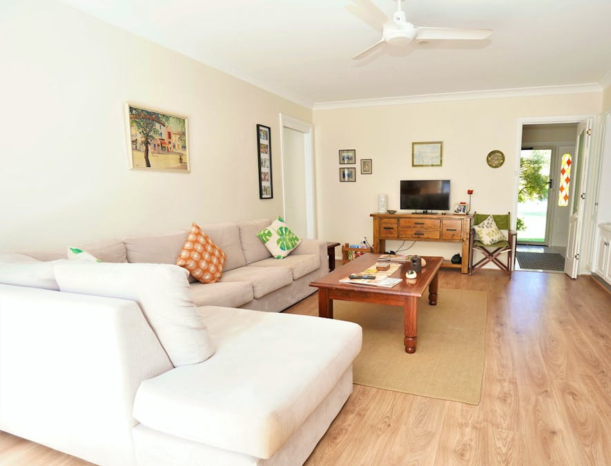 12 Holmes Crescent, Griffith, NSW, 2680 - Image 7