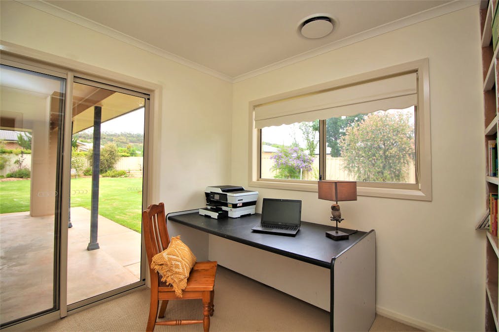 26 Dussin Street, Griffith, NSW, 2680 - Image 14