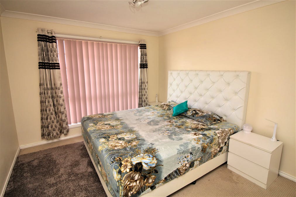 7 Wyvern Crescent, Griffith, NSW, 2680 - Image 10