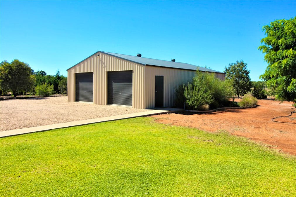 20 South Lake Drive, Griffith, NSW, 2680 - Image 15