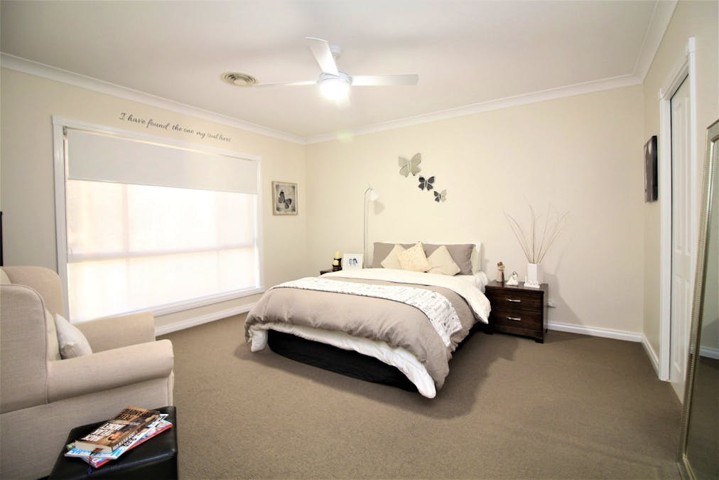 13 Dussin Street, Griffith, NSW, 2680 - Image 8