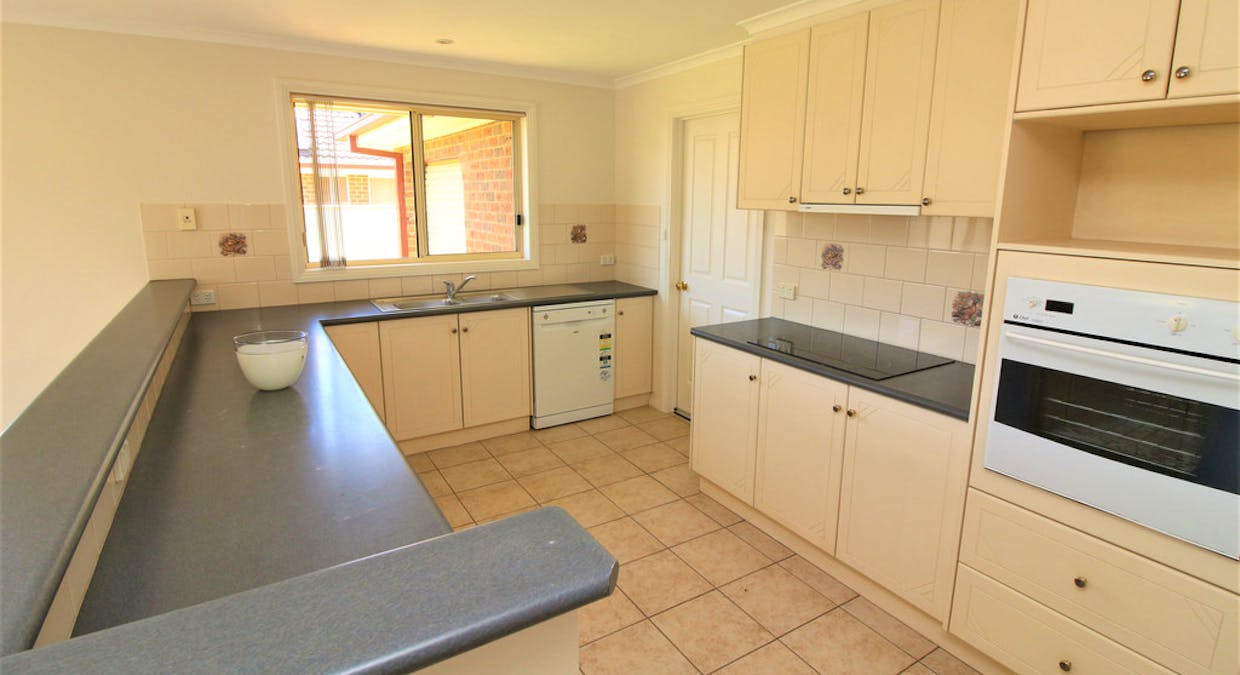 39 Foreshaw Avenue, Griffith, NSW, 2680 - Image 3