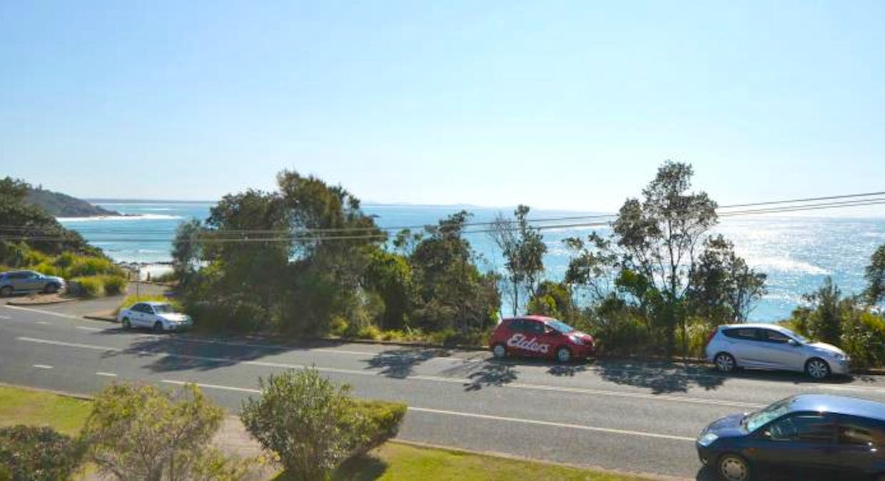 4/76 Pacific Drive, Port Macquarie, NSW, 2444 - Image 2