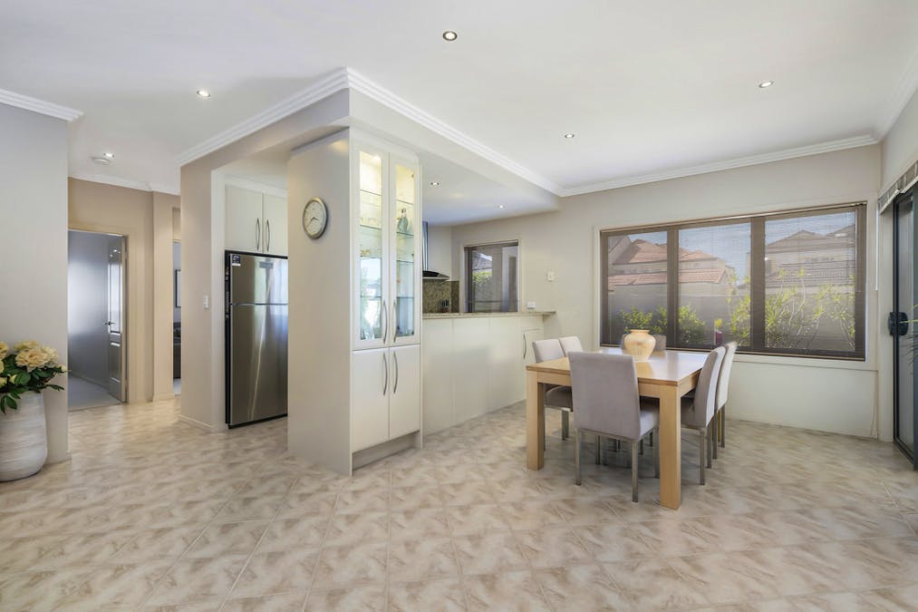 15 The Promenade, Port Macquarie, NSW, 2444 - Image 3