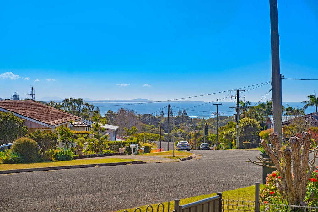 42 Kalinda Drive, Port Macquarie, NSW, 2444 - Image 3