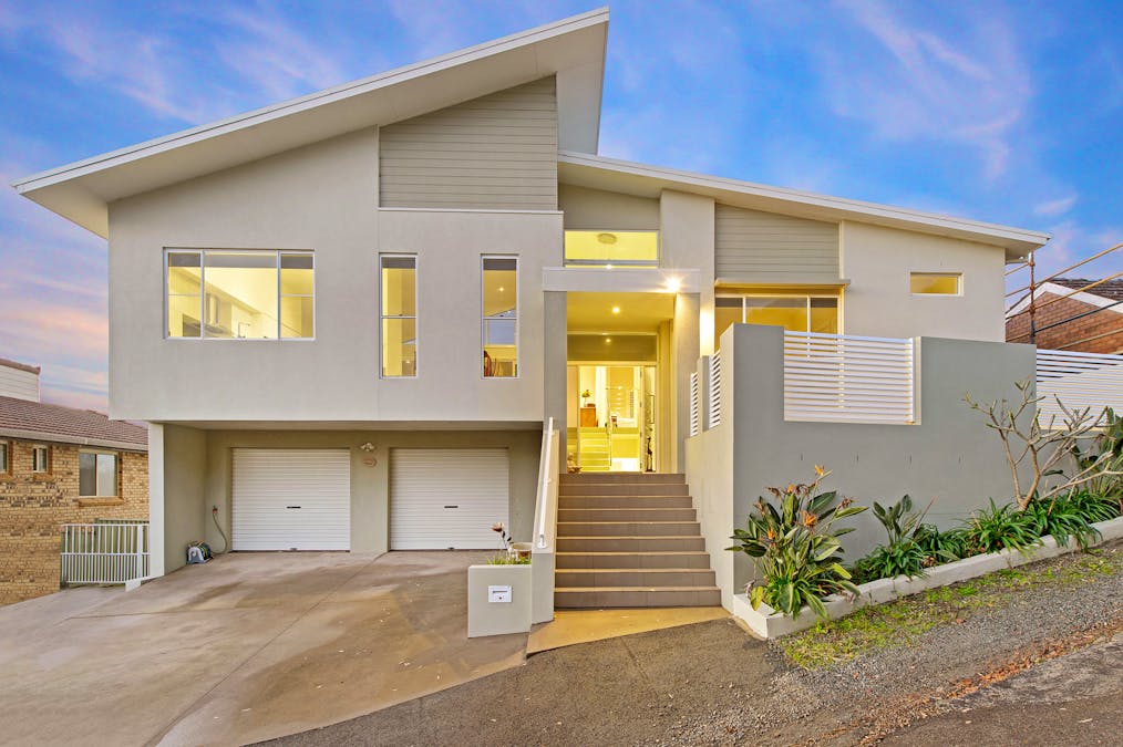 26 Hibiscus Crescent, Port Macquarie, NSW, 2444 - Image 2