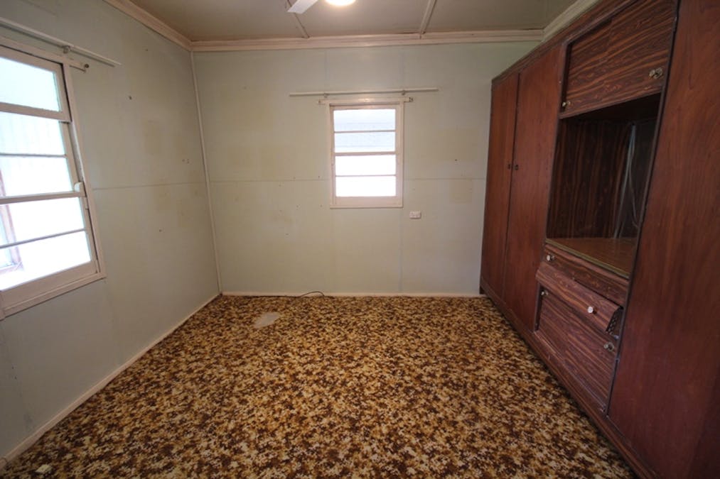 25 Summerville Street, Wingham, NSW, 2429 - Image 8