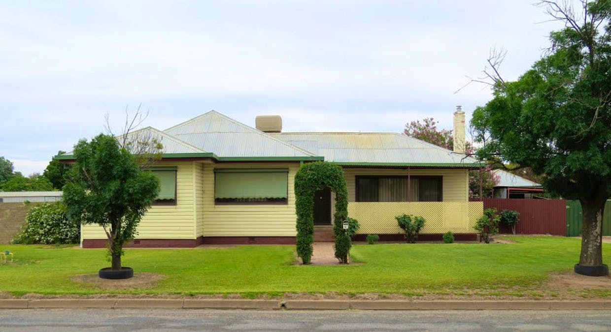 30 Southey Street, Jerilderie, NSW, 2716 - Image 1