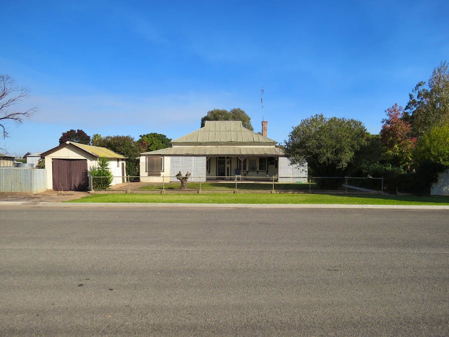 48-50 Mahonga Street, Jerilderie, NSW, 2716 - Image 6