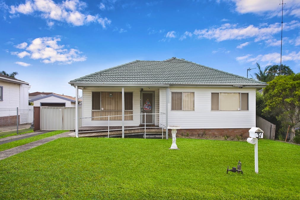 31 Belfast Avenue, Warilla, NSW, 2528 - Image 1