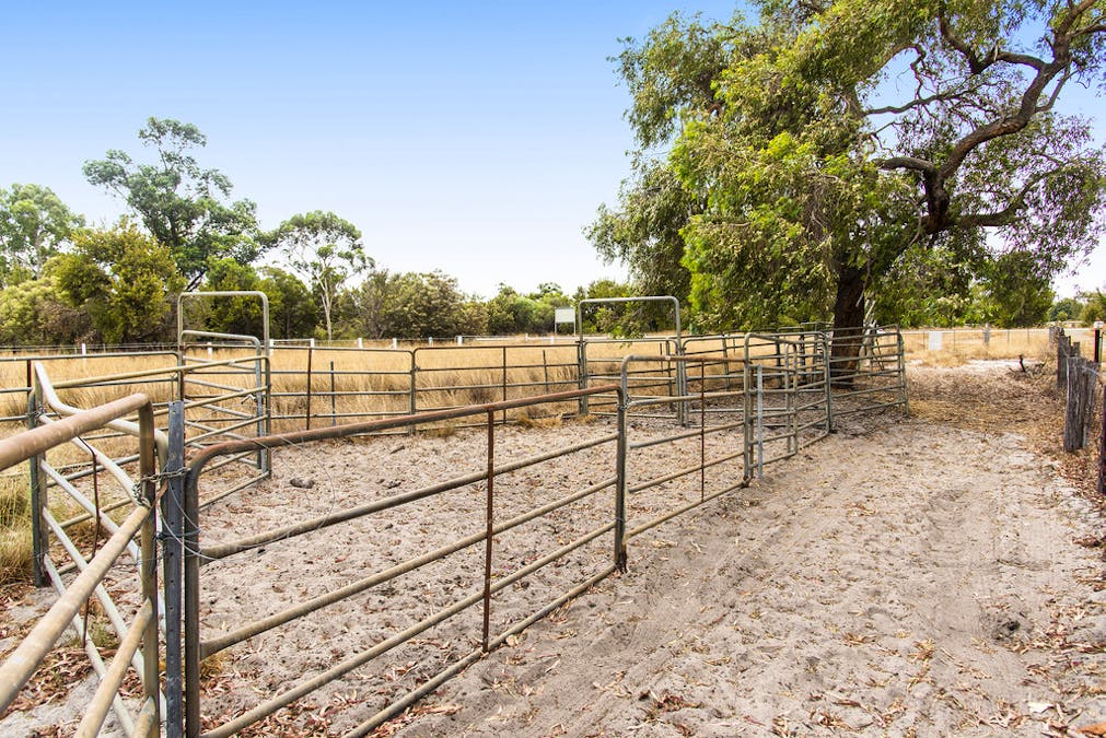 1960 Brand Highway, Muchea, WA, 6501 - Image 11