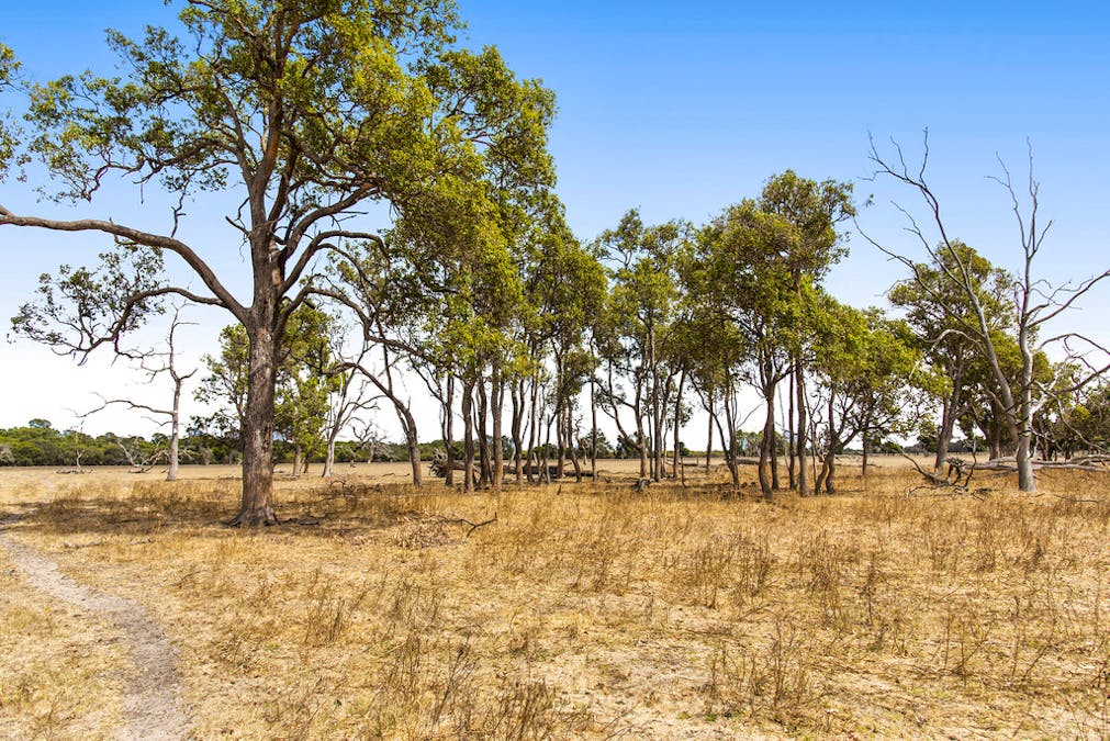 1960 Brand Highway, Muchea, WA, 6501 - Image 18