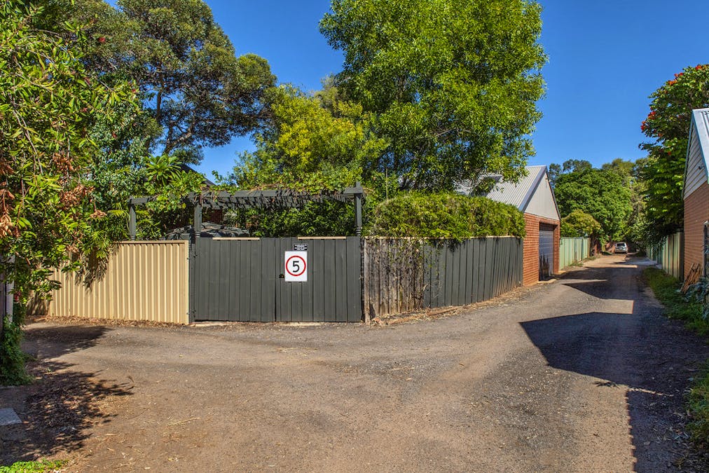 6 Turton Street, Guildford, WA, 6055 - Image 22