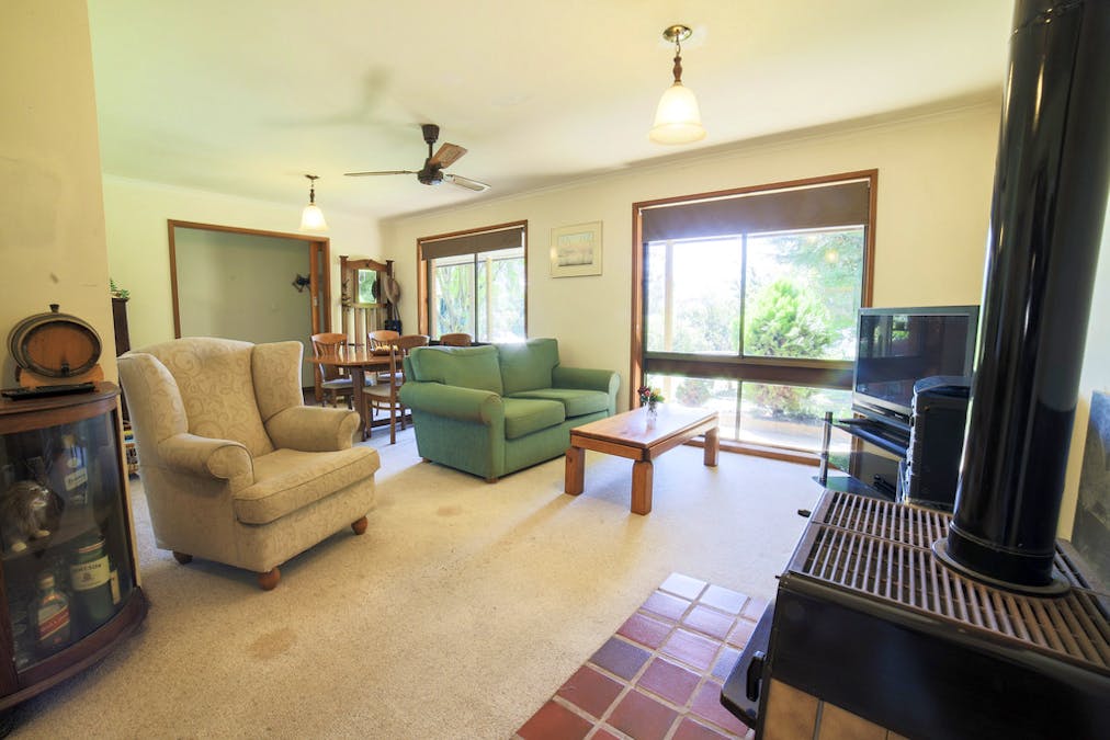 2144 Tawonga Gap Road, Tawonga South, VIC, 3698 - Image 11