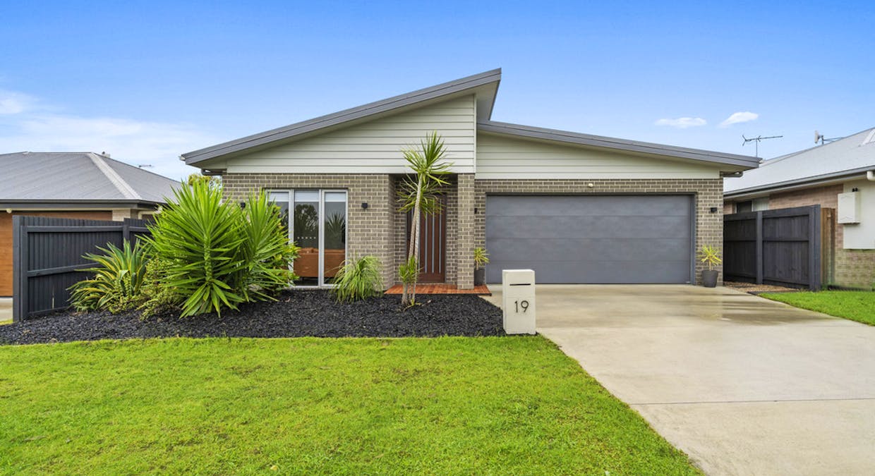 19 Molly Court, Eagleby, QLD, 4207 - Image 1