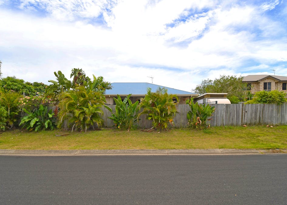 27 Tree View Road, Toogoom, QLD, 4655 - Image 19