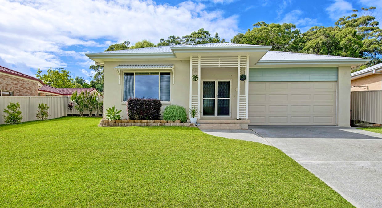 13 Hungerford Place, Bonny Hills, NSW, 2445 - Image 2