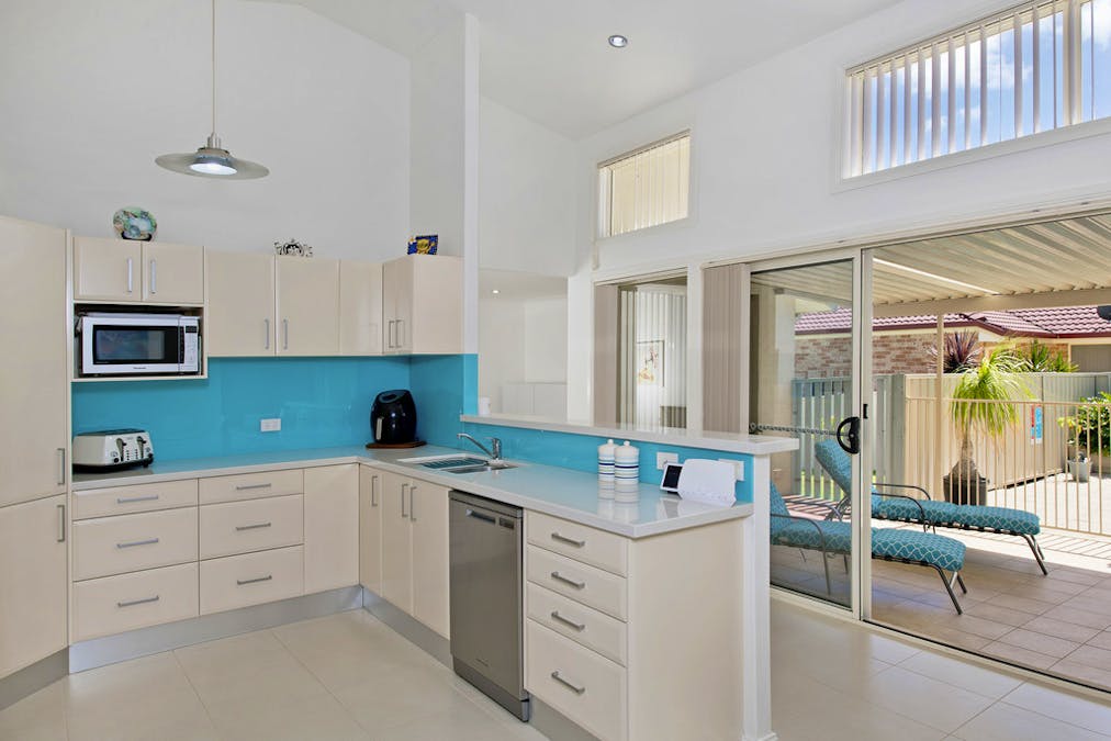 13 Hungerford Place, Bonny Hills, NSW, 2445 - Image 5