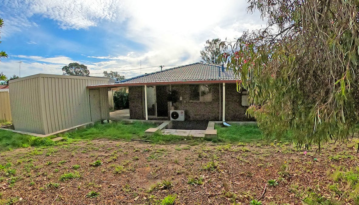 16 Glover Street, Withers, WA, 6230 - Image 12