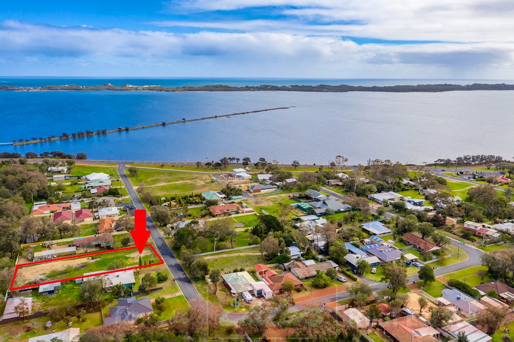 15 Laura Avenue, Australind, WA, 6233 - Image 1