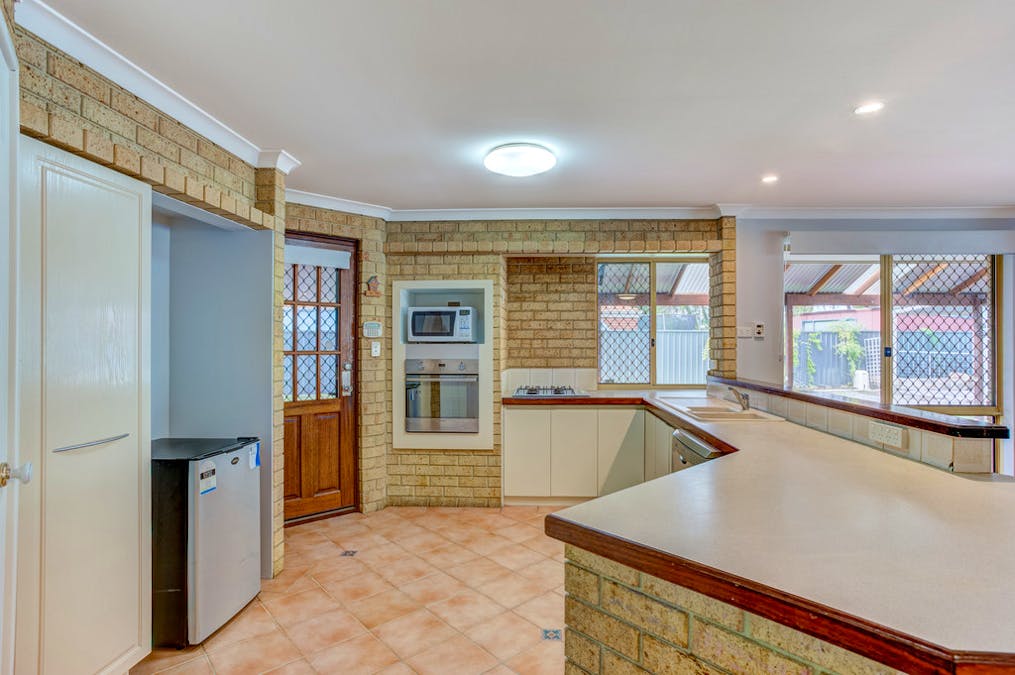 69 Clydebank Ave, West Busselton, WA, 6280 - Image 8