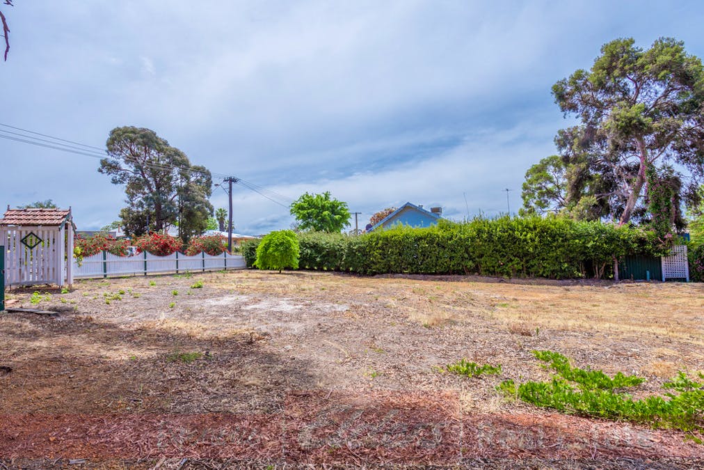 2 Vernon Street, Collie, WA, 6225 - Image 4