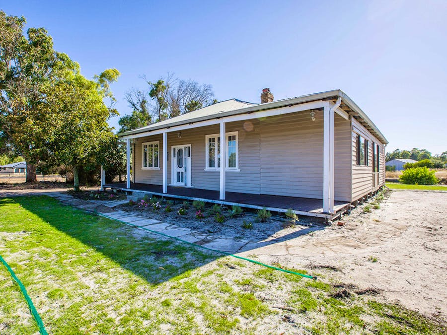 39 Preston Road, Collie, WA, 6225 - Image 17